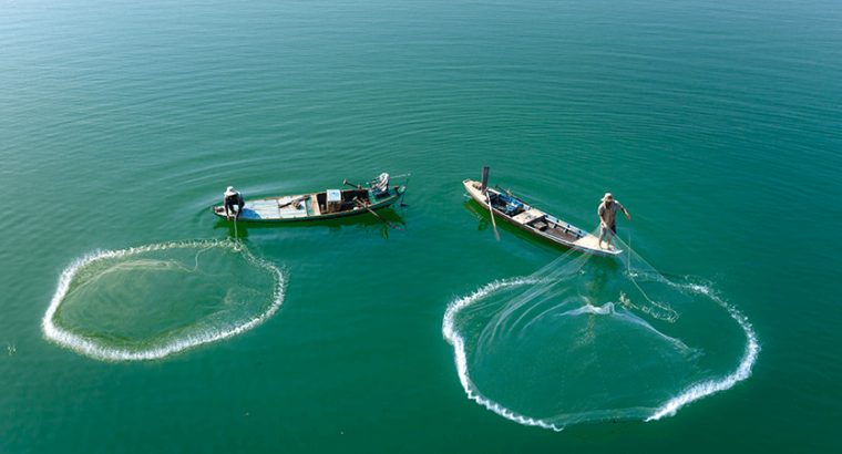 مجموعة مارينر 4 قارب انتكس