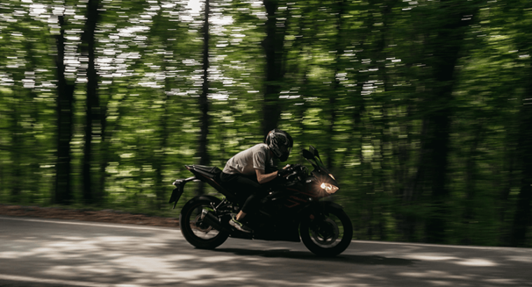 سوزوكي بوليفارد M109R